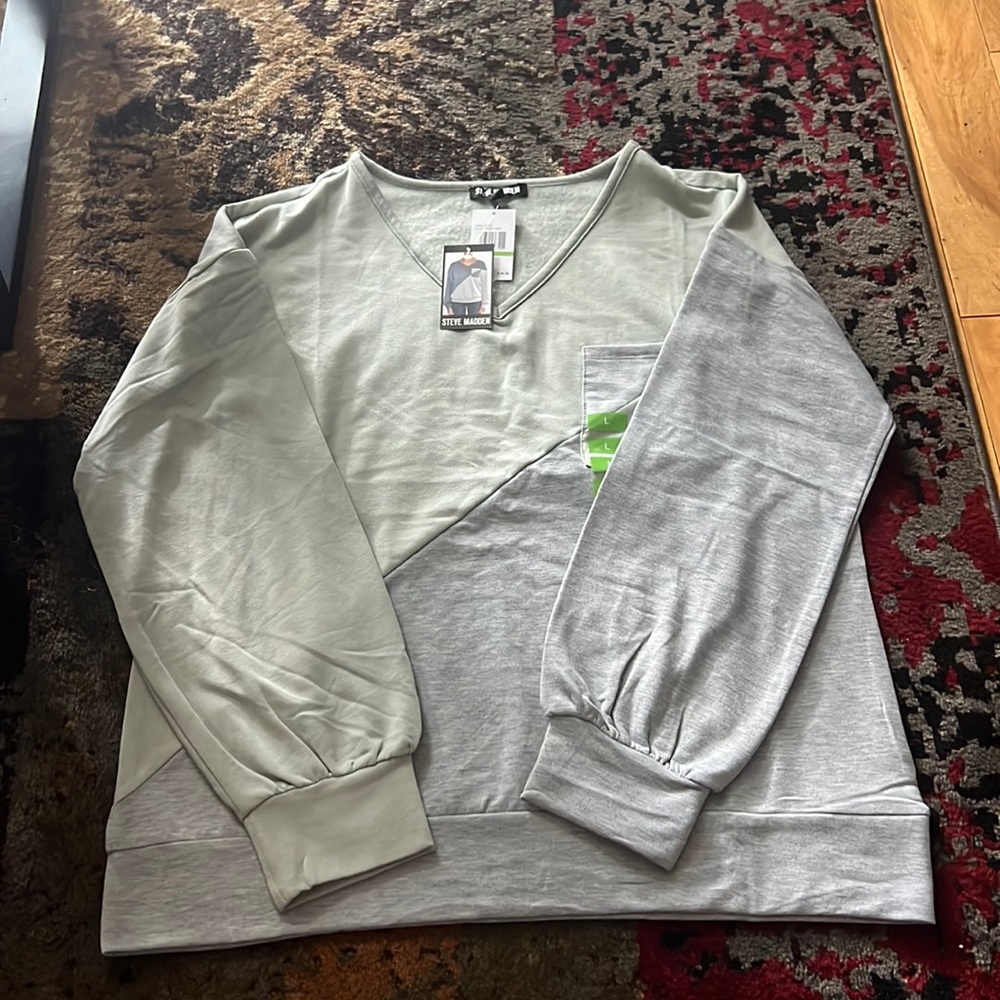 NWT Steve Madden Sweater - Picture 2 of 5